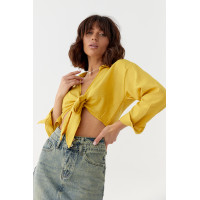Жіноча вкорочена блузка на запах  гірчичний колір