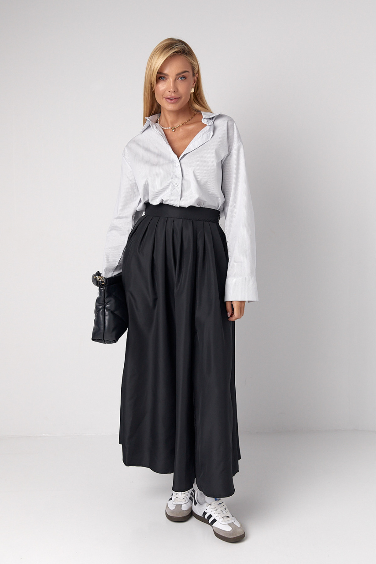 Смугаста жіноча сорочка oversize  світлосірий колір