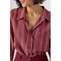 Жіноча сорочка у смужку з рукавами три чверті  бордо колір