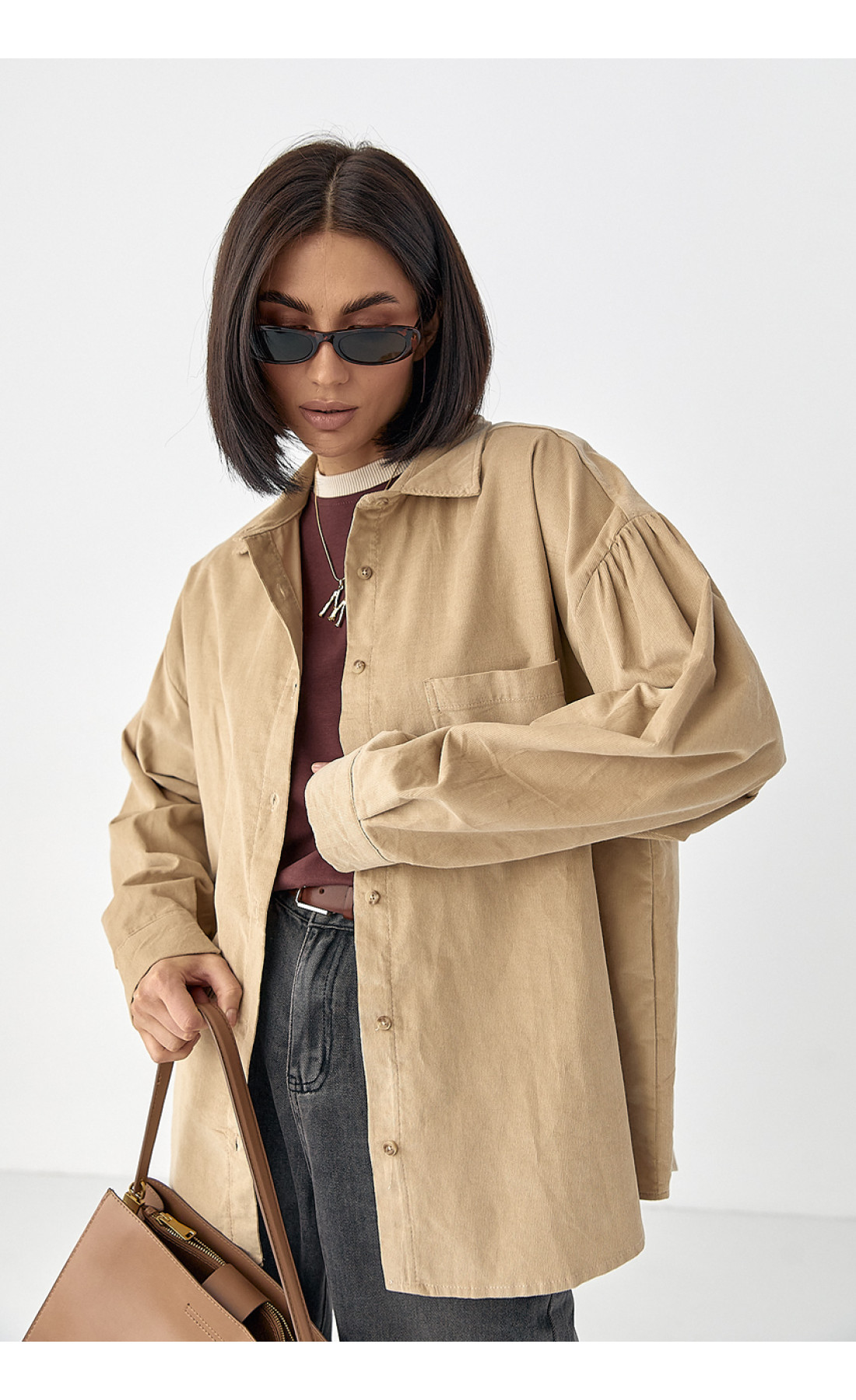 Жіноча вельветова оversize сорочка  світлокоричневий колір
