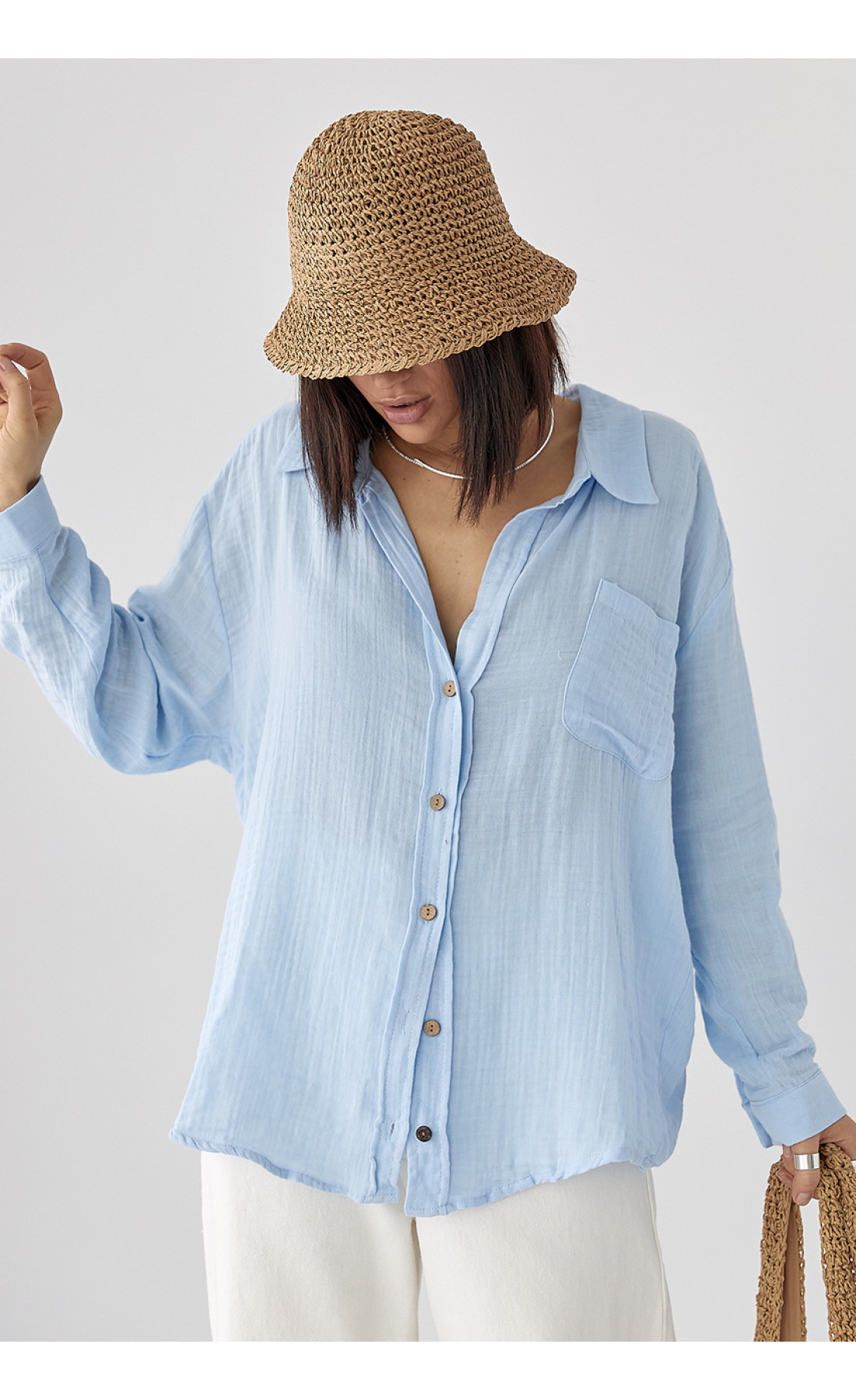 Муслінова сорочка на ґудзиках  блакитний колір