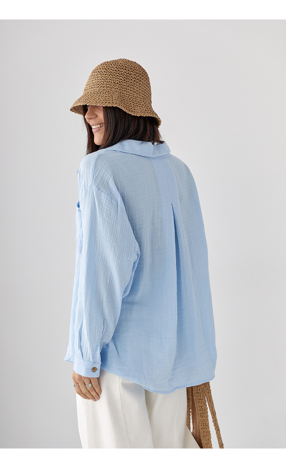 Муслінова сорочка на ґудзиках  блакитний колір