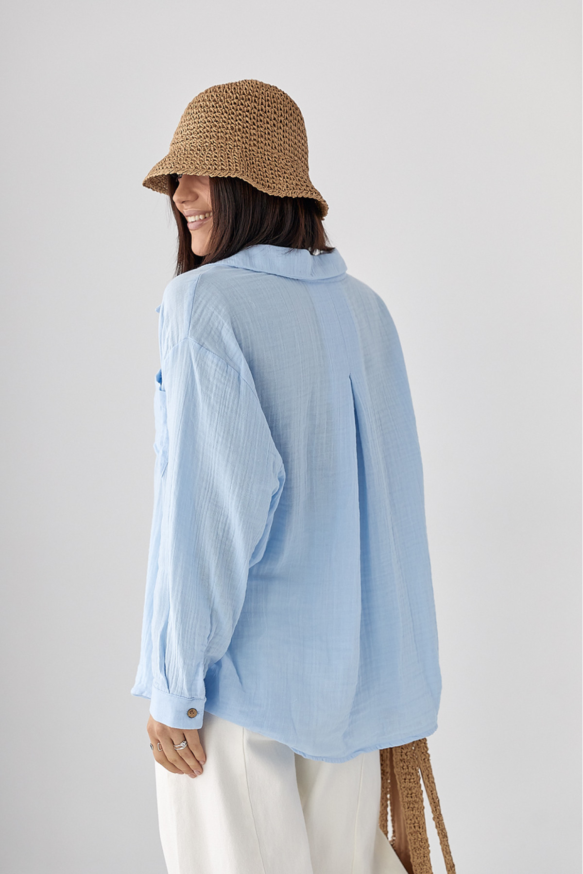 Муслінова сорочка на ґудзиках  блакитний колір