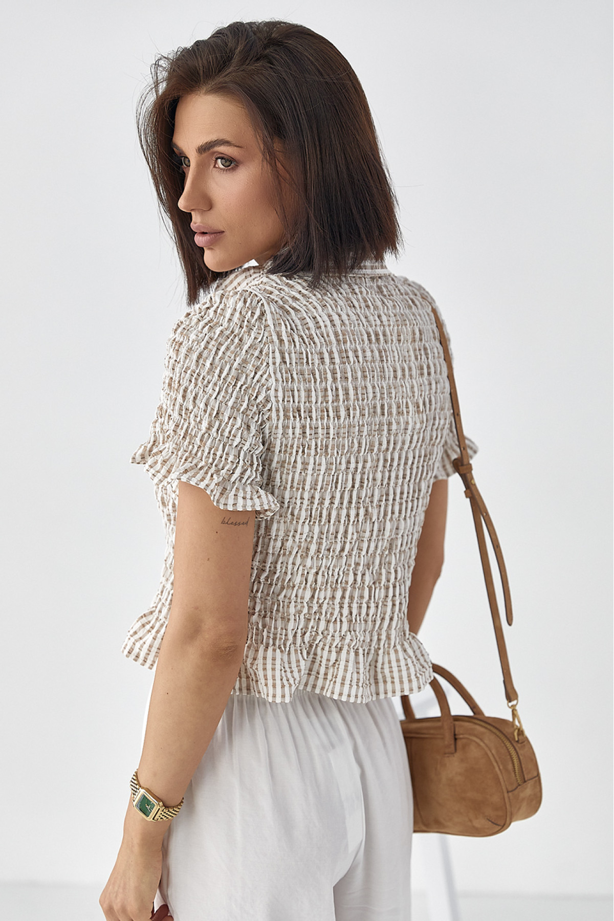 Смугаста блуза з ефектом жатки  кавовий колір