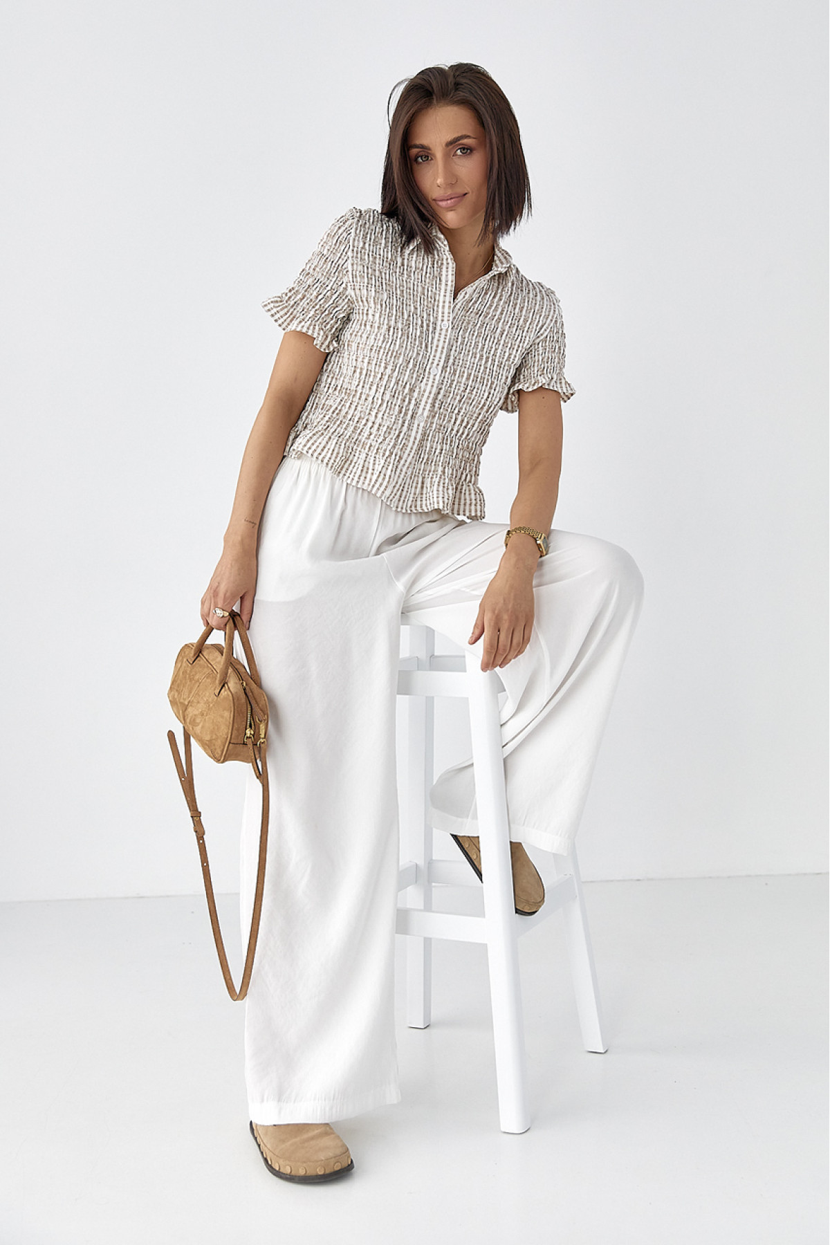 Смугаста блуза з ефектом жатки  кавовий колір