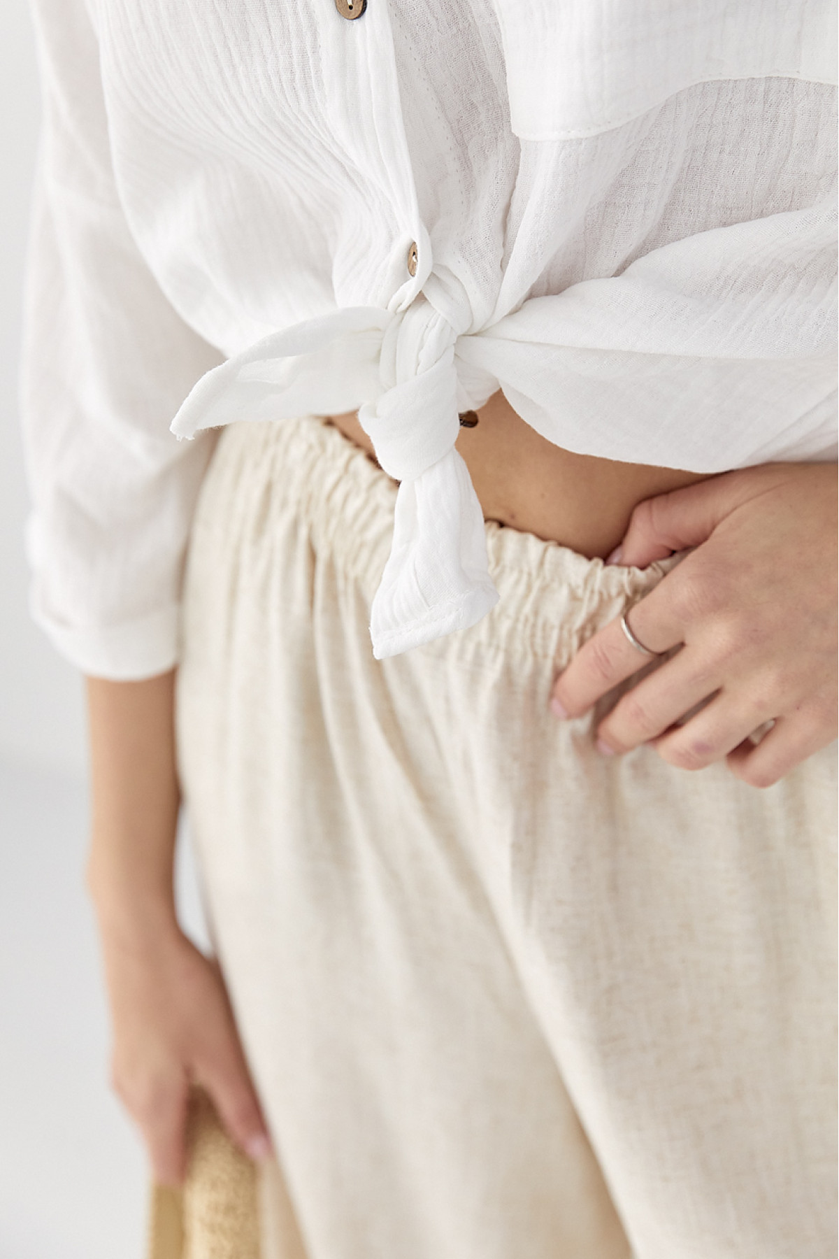 Муслінова сорочка з коротким рукавом  молочний колір