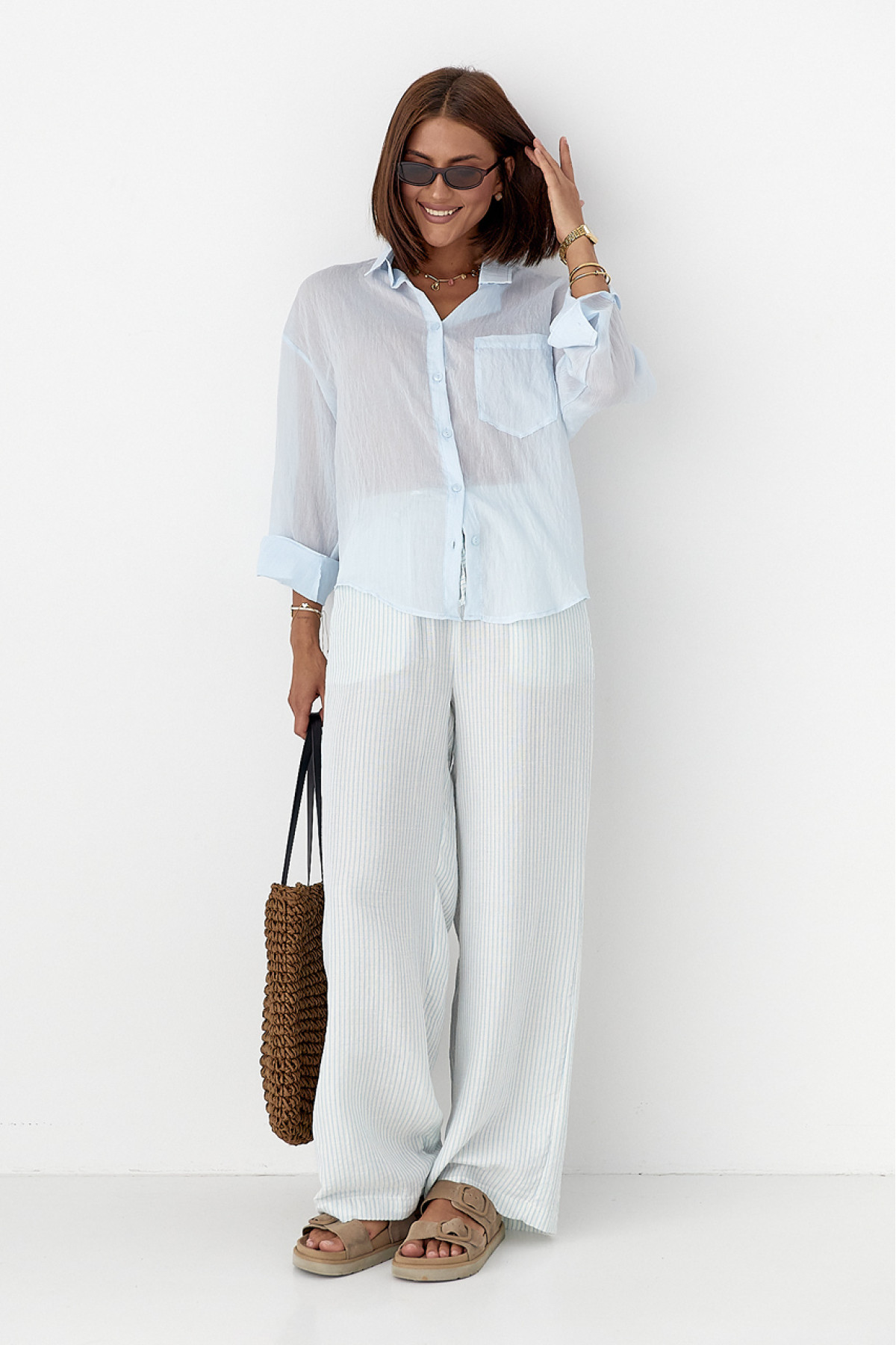 Смугаста прозора сорочка  блакитний колір