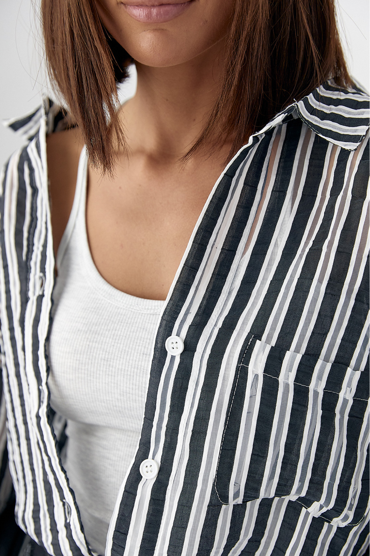 Класична сорочка у смужку  чорний колір