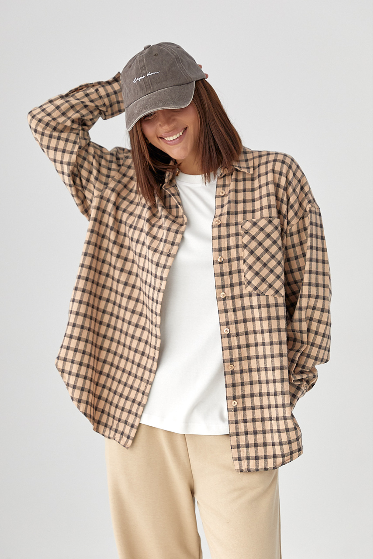 Сорочка в клітинку з накладною кишенею  кавовий колір