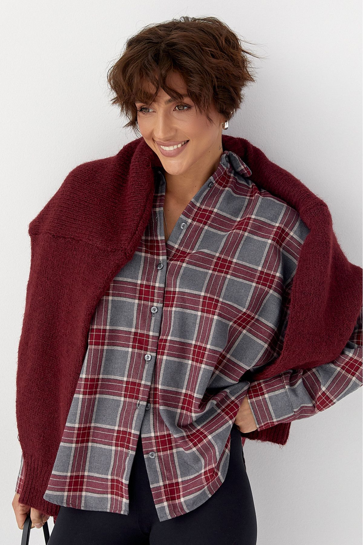 Сорочка в клітинку з подовженою спинкою  темночервоний колір