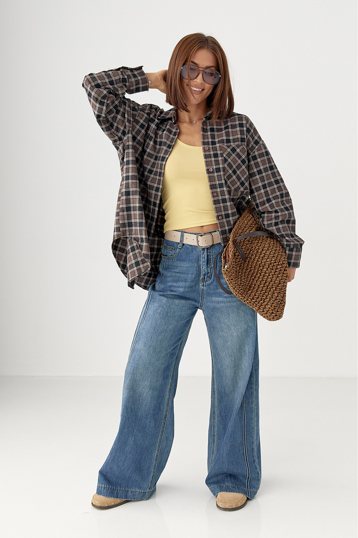 Картата сорочка з відкладним коміром  коричневий колір