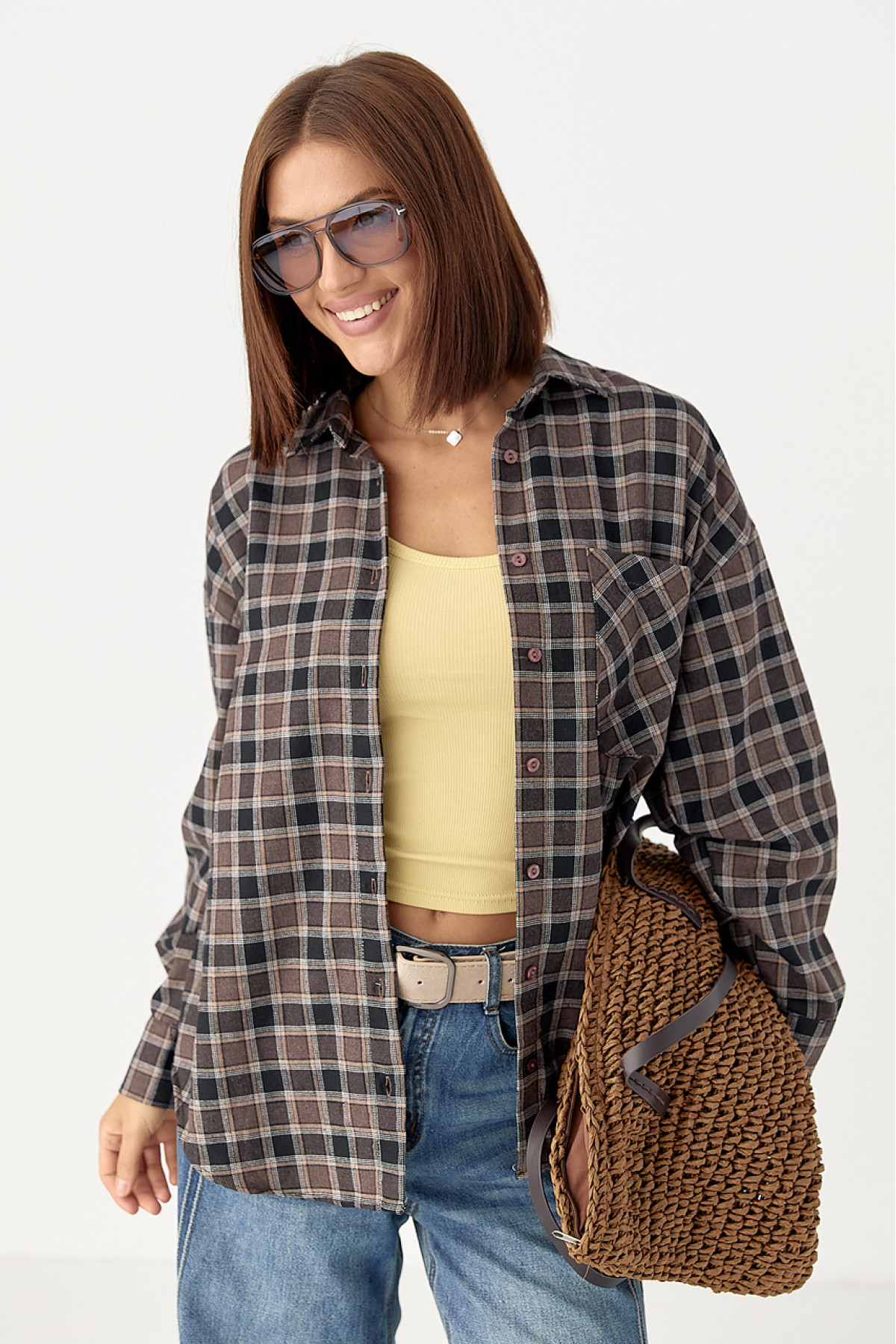 Картата сорочка з відкладним коміром  коричневий колір