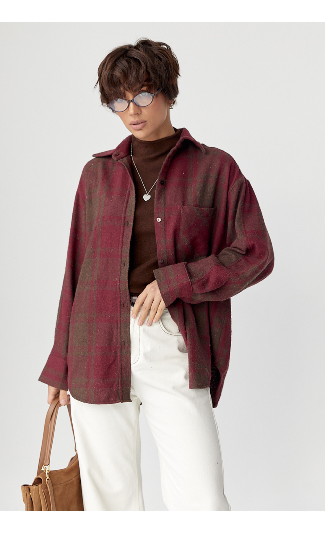 Тепла сорочка в клітинку з накладною кишенею  бордо колір