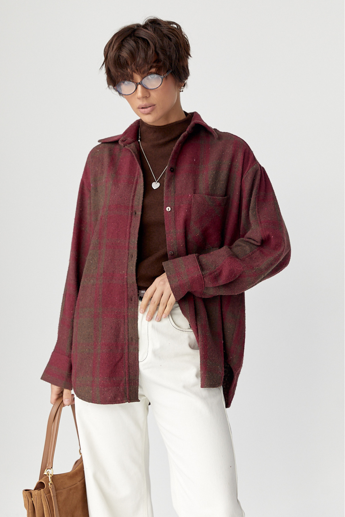 Тепла сорочка в клітинку з накладною кишенею  бордо колір
