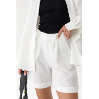 Жіночий костюм бавовняний з сорочкою та шортами  молочний колір