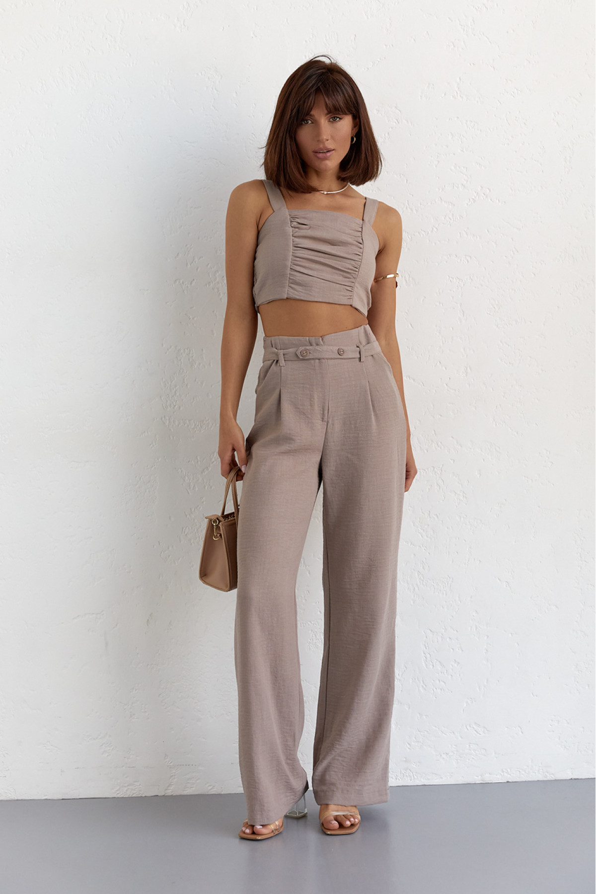 Жіночий бавовняний костюм із брюками та топом  кавовий колір