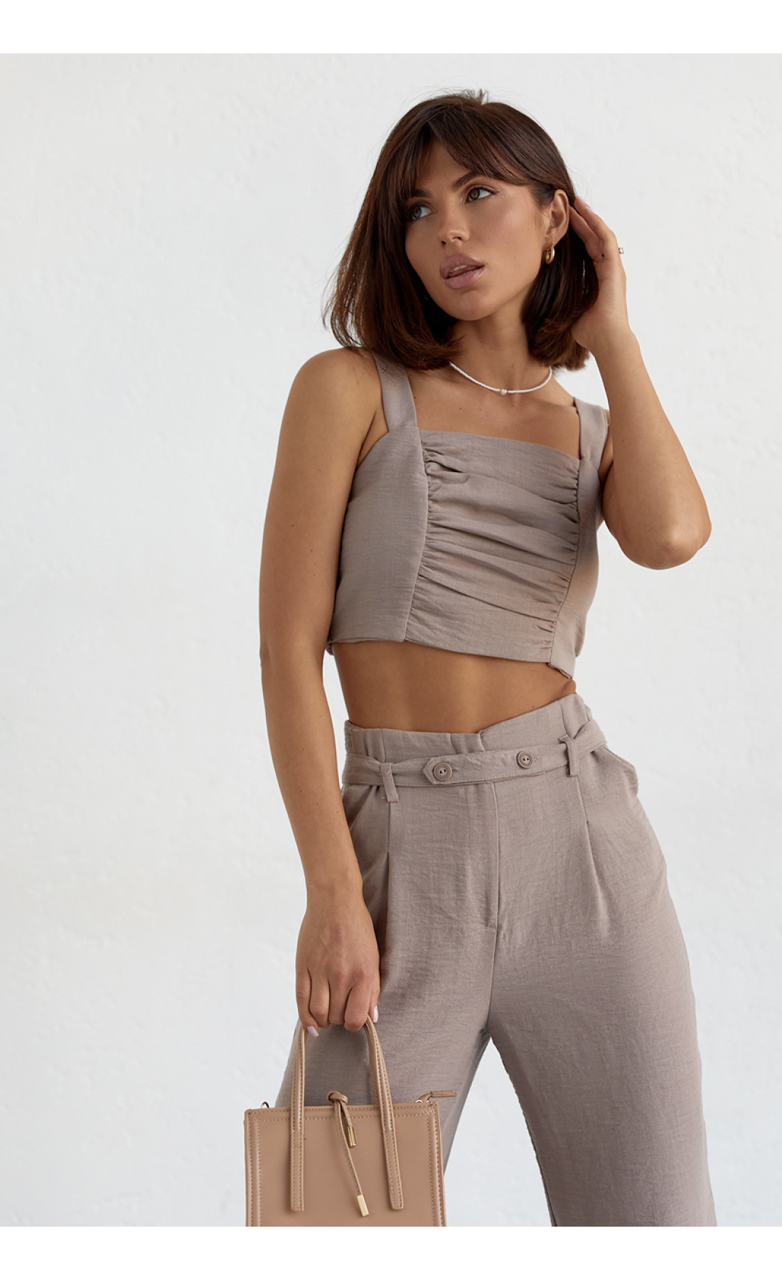 Жіночий бавовняний костюм із брюками та топом  кавовий колір