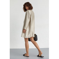 Жіночий костюм з подовженим піджаком та шортами  бежевий колір