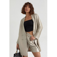 Жіночий костюм з подовженим піджаком та шортами  бежевий колір