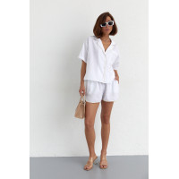Літній костюм із шортами на зав'язках та сорочкою  молочний колір