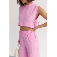 Літній жіночий костюм із брюками та топом із зав'язками  рожевий колір