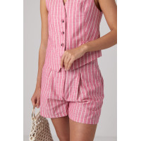 Жіночий літній костюм з шортами та жилетом у смужку  рожевий колір