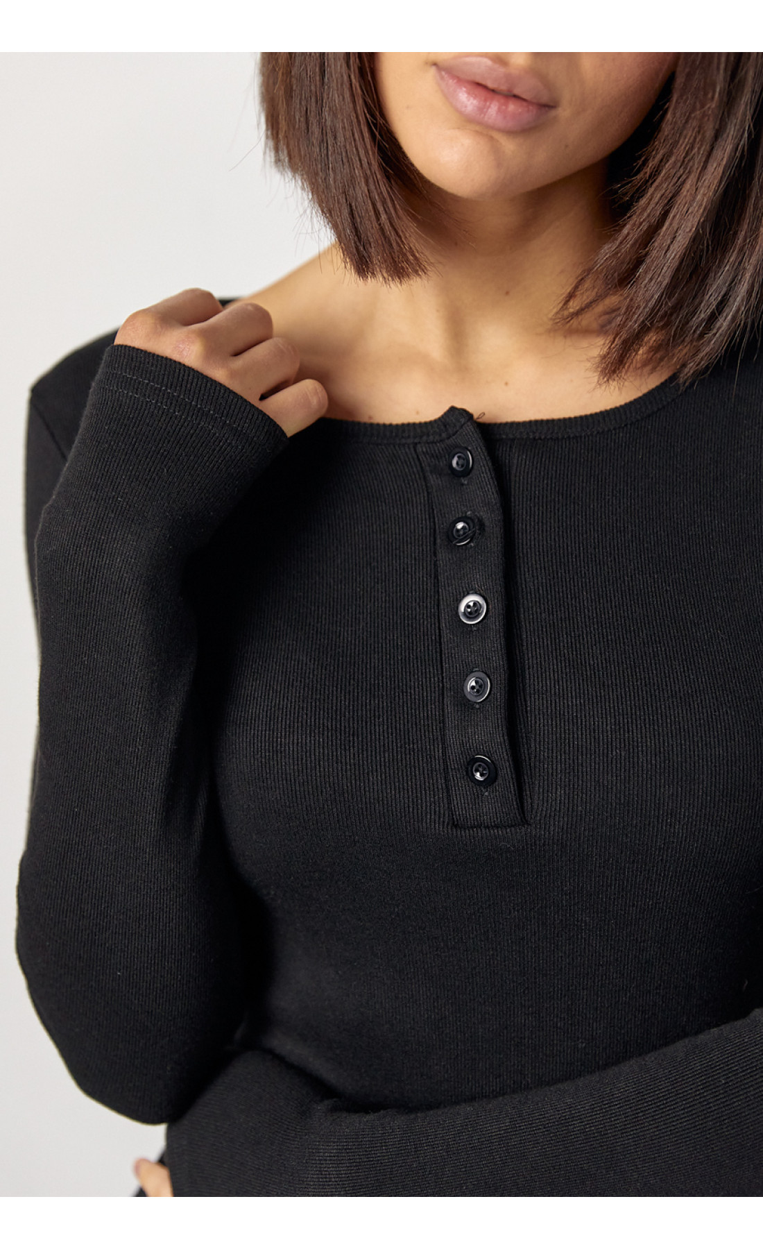 Костюм зі штанами кльош і кофтинкою на ґудзиках  чорний колір