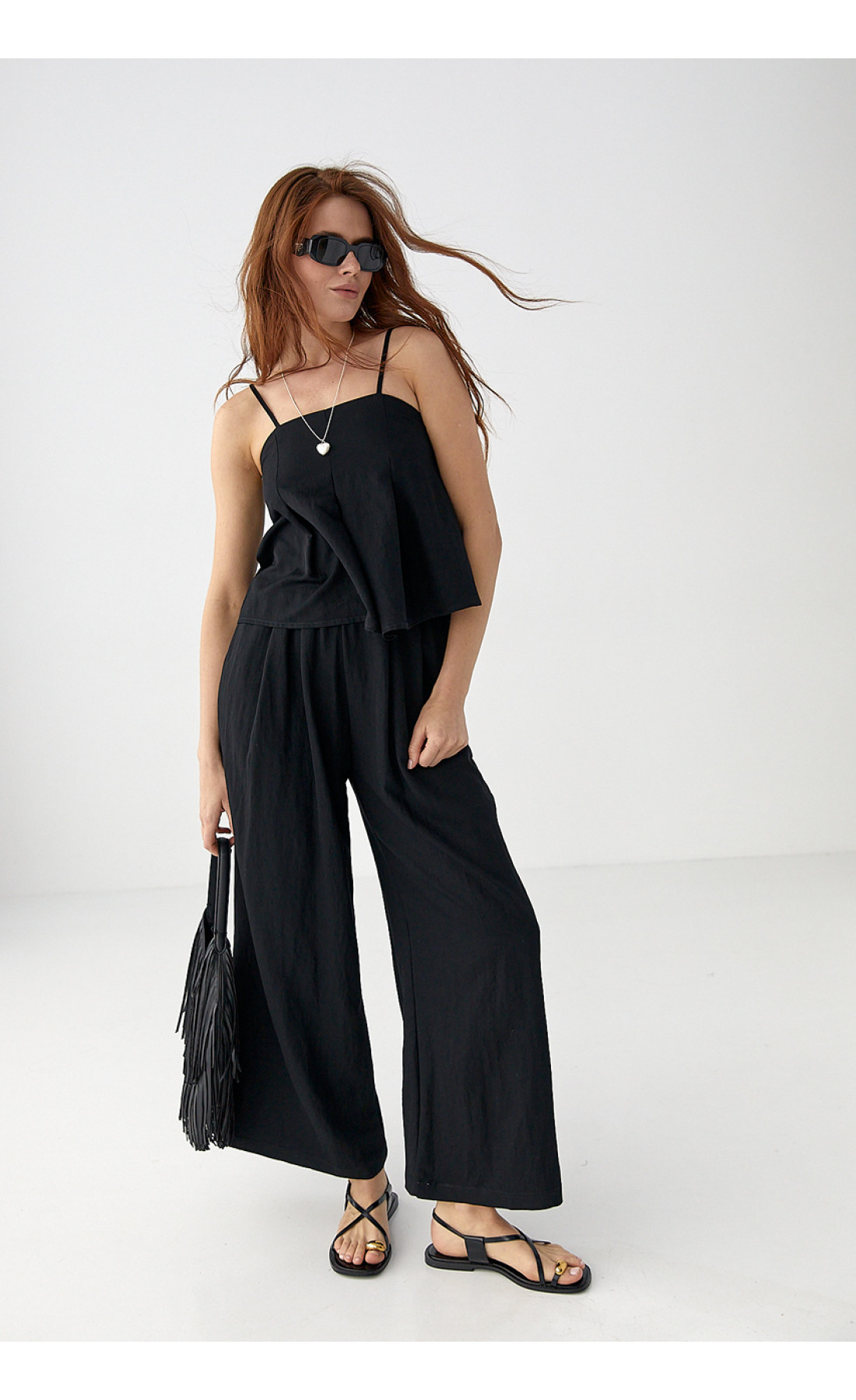 Літній костюм зі штанами та топом на бретелях  чорний колір