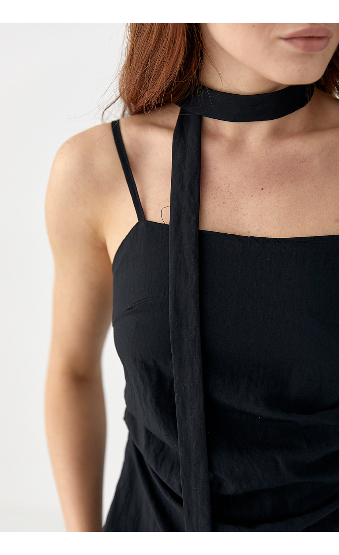 Костюм з асиметричним топом і штанамипалаццо  чорний колір