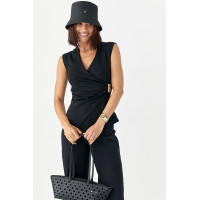 Трикотажний костюм з блузою і прямими штанами  чорний колір