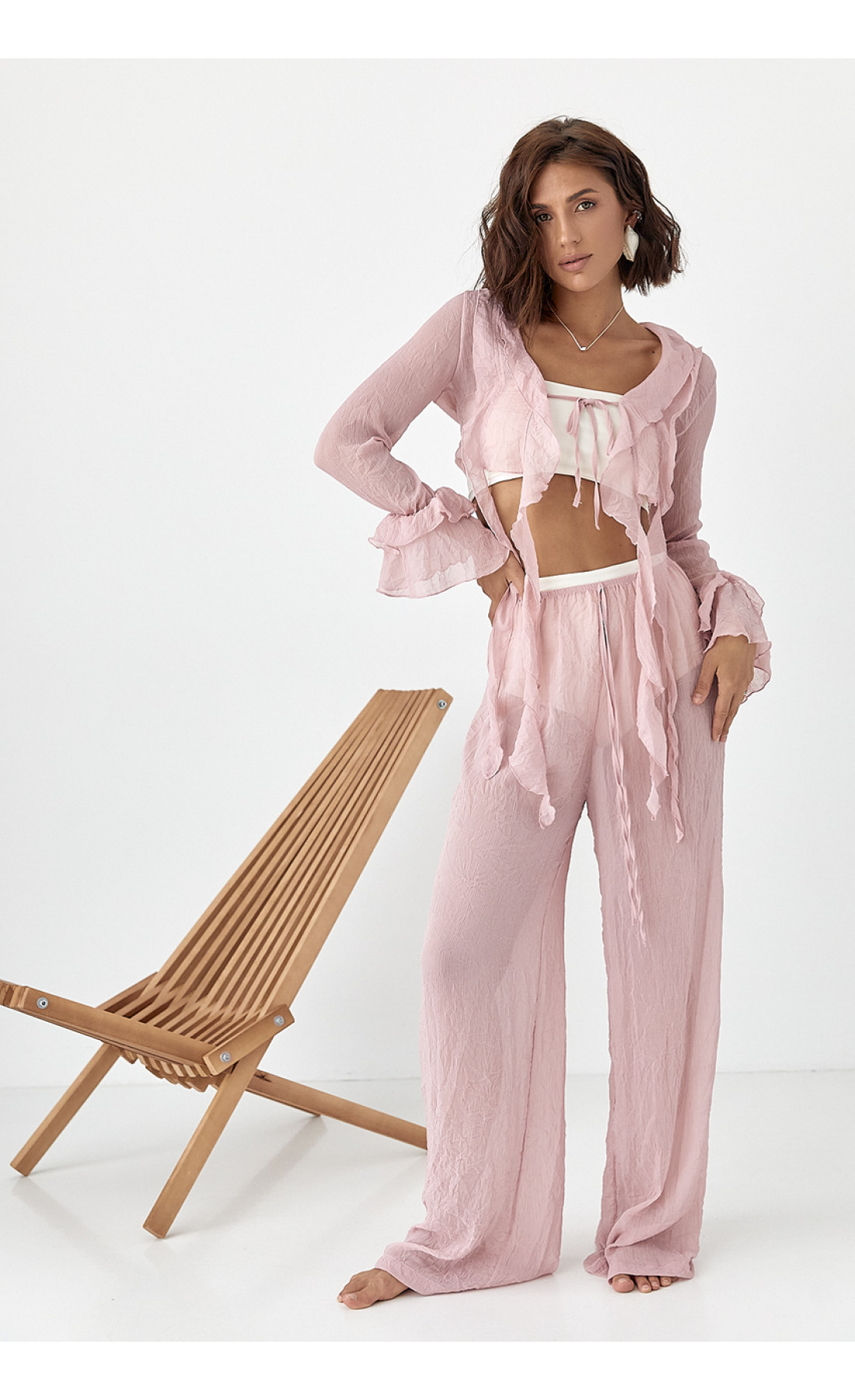 Прозорий пляжний костюм з рюшами  пудра колір