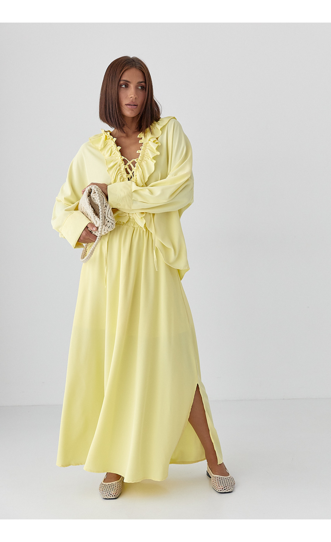 Костюм з рюшами зі спідниці та блузи  лимонний колір