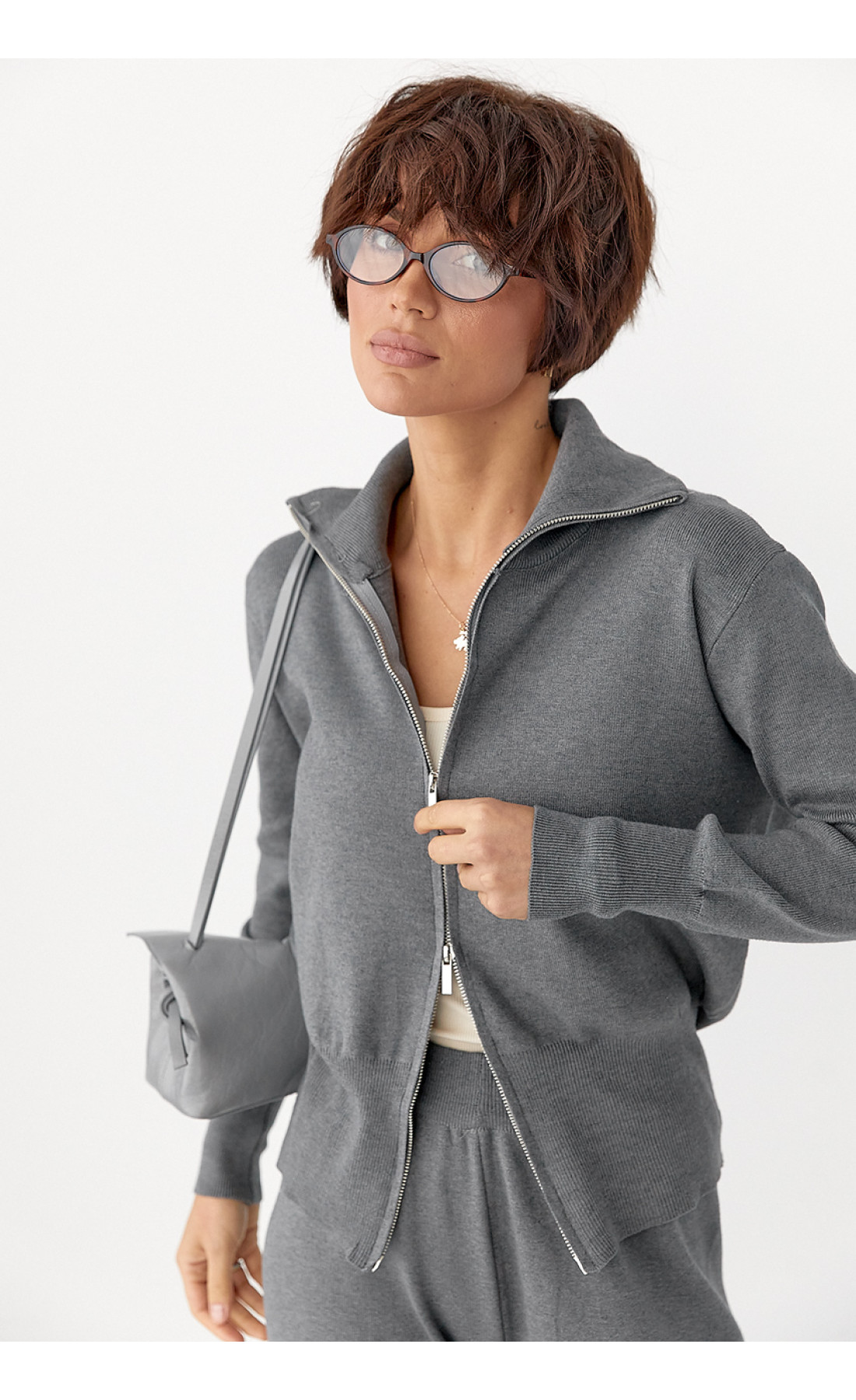 Трикотажний костюм із коротким кардиганом на блискавці та широкими штанами  сірий колір