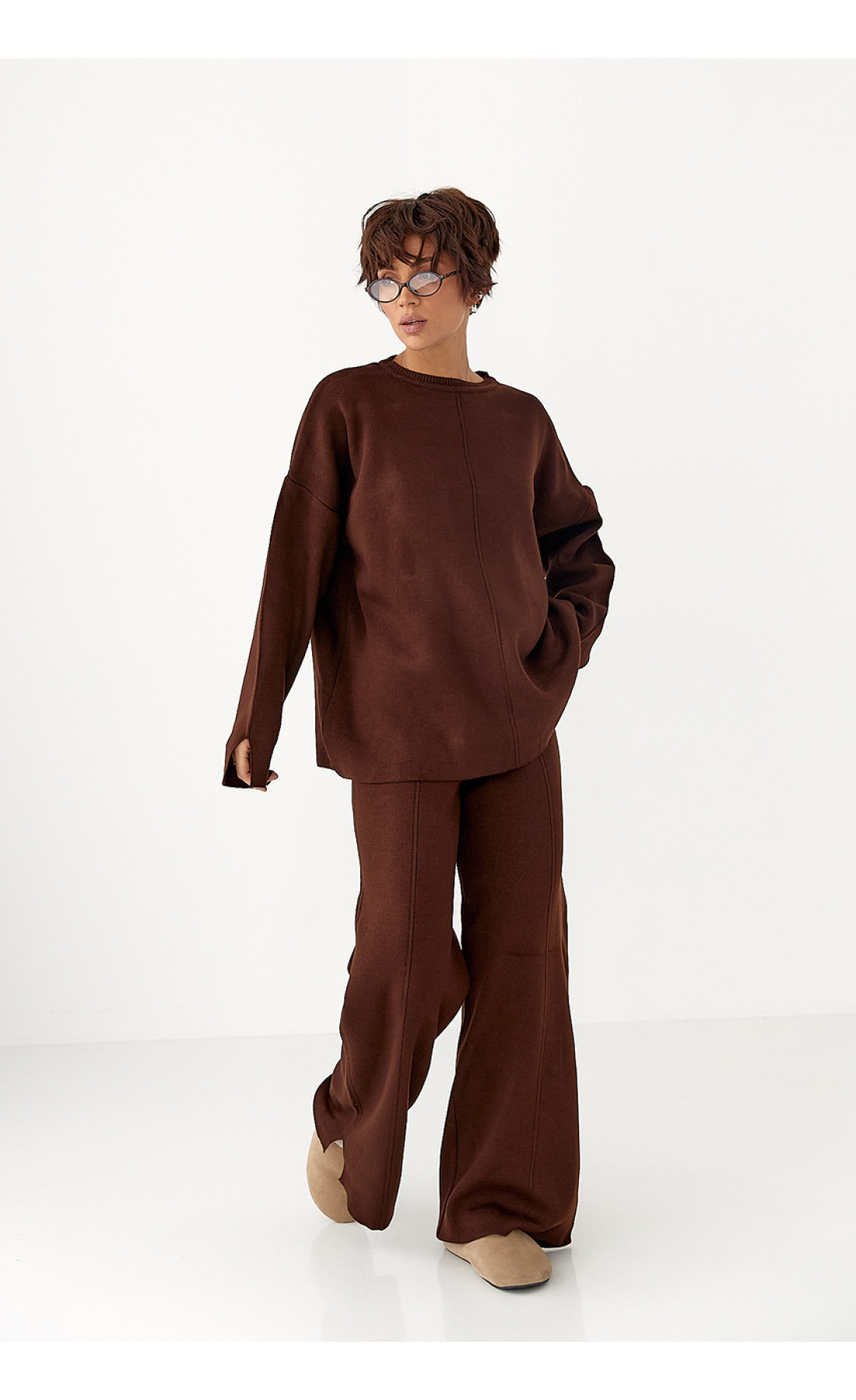 В'язаний костюм з вільною кофтою та широкими штанами  коричневий колір
