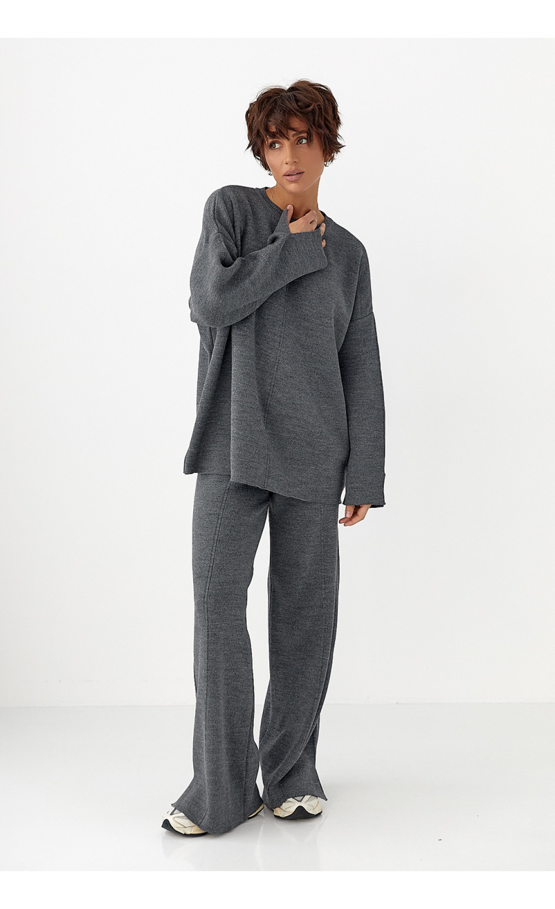 В'язаний костюм з вільною кофтою та широкими штанами  сірий колір
