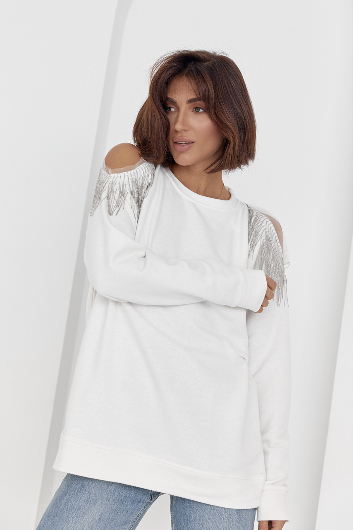 Жіноча кофта oversize з вирізами на плечах  молочний колір