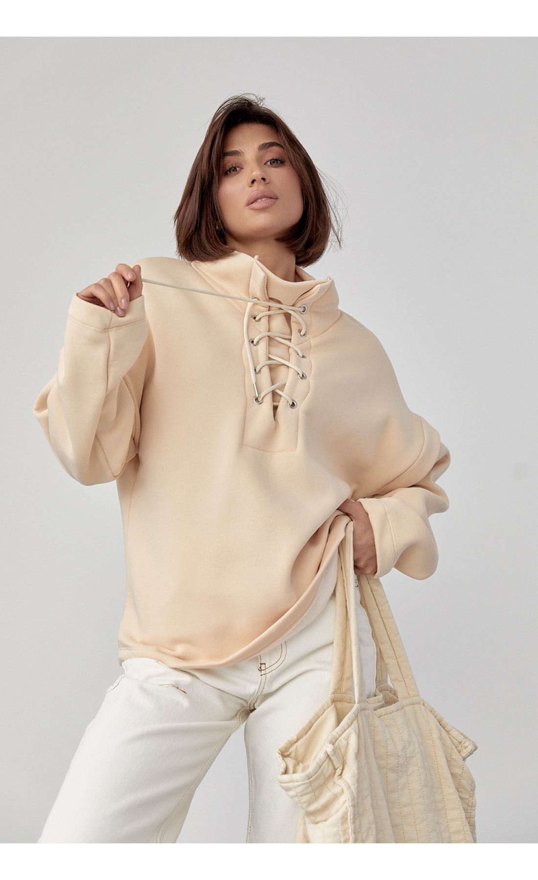 Теплий світшот із шнурівкою на горловині  бежевий колір
