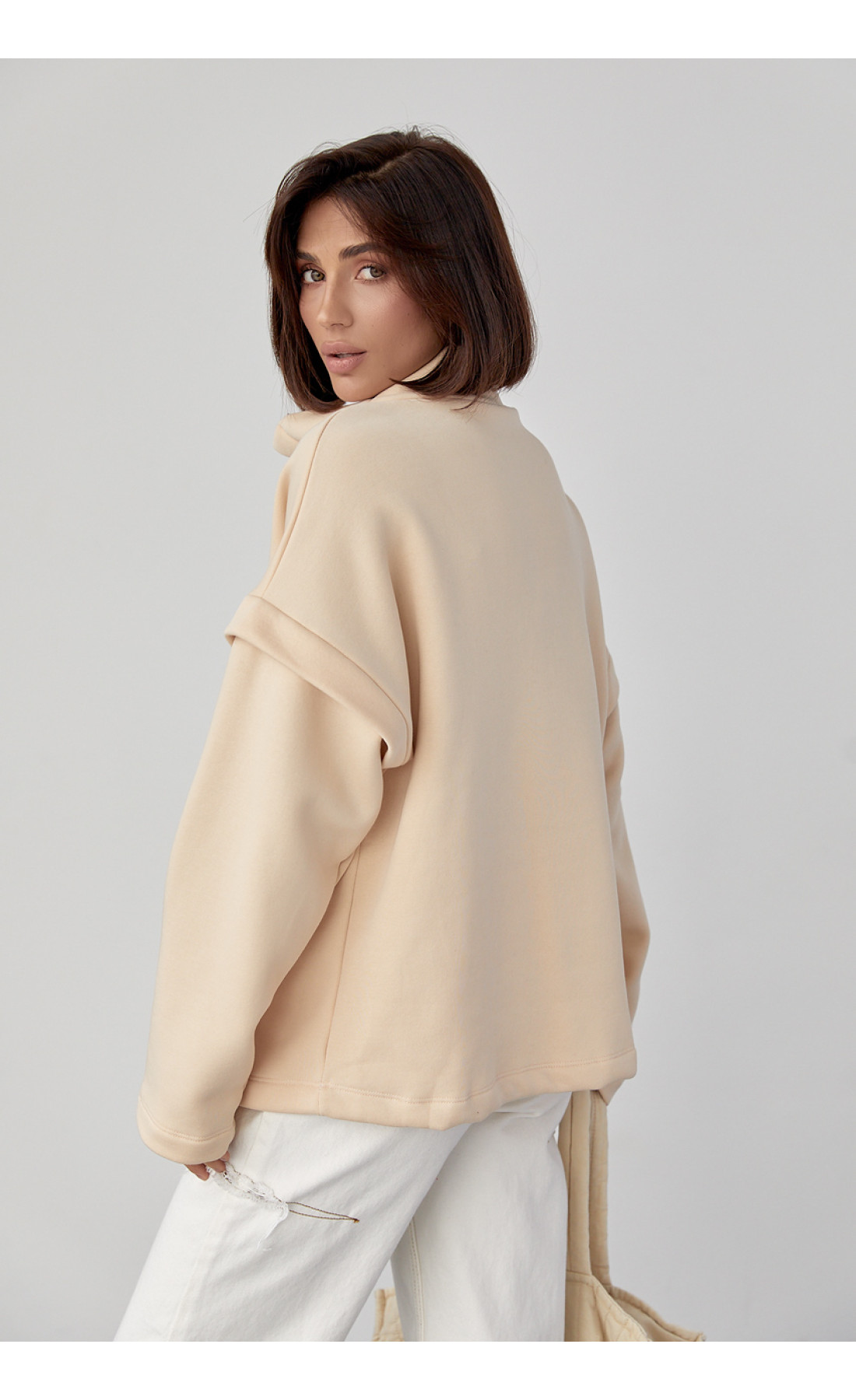 Теплий світшот із шнурівкою на горловині  бежевий колір