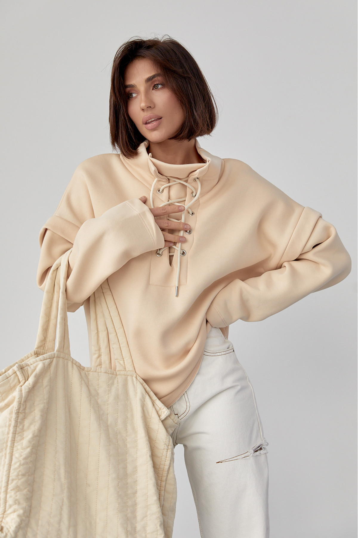 Теплий світшот із шнурівкою на горловині  бежевий колір