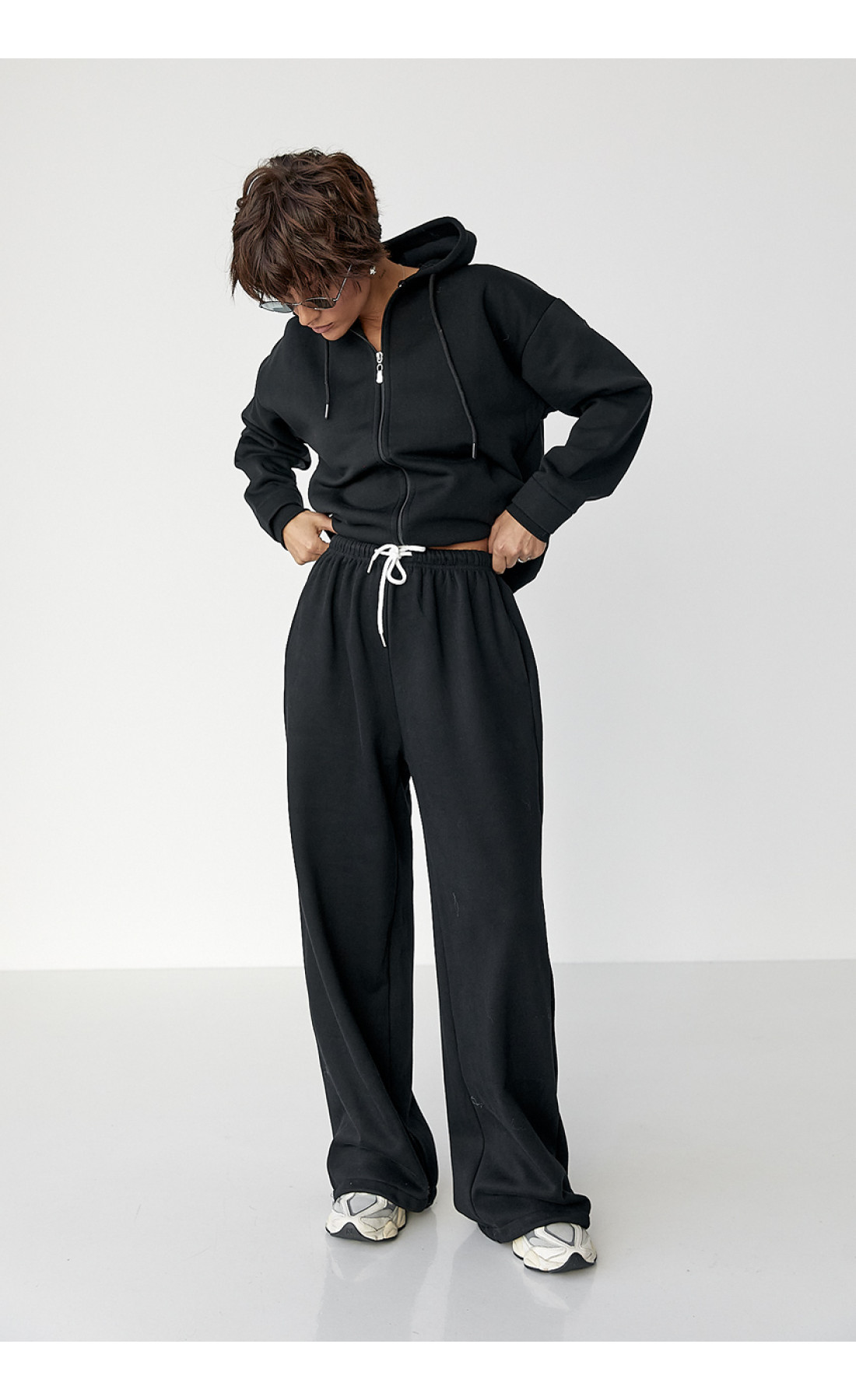 Утеплене худі на блискавці  чорний колір