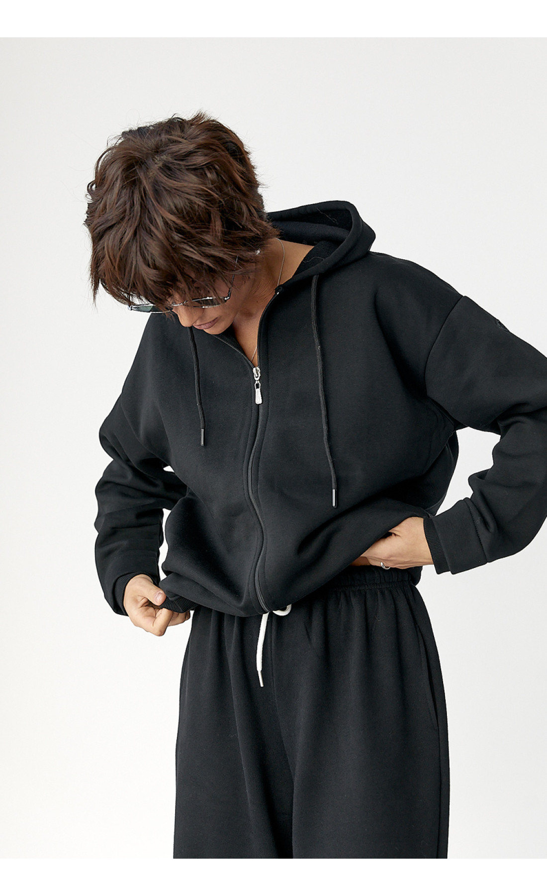 Утеплене худі на блискавці  чорний колір