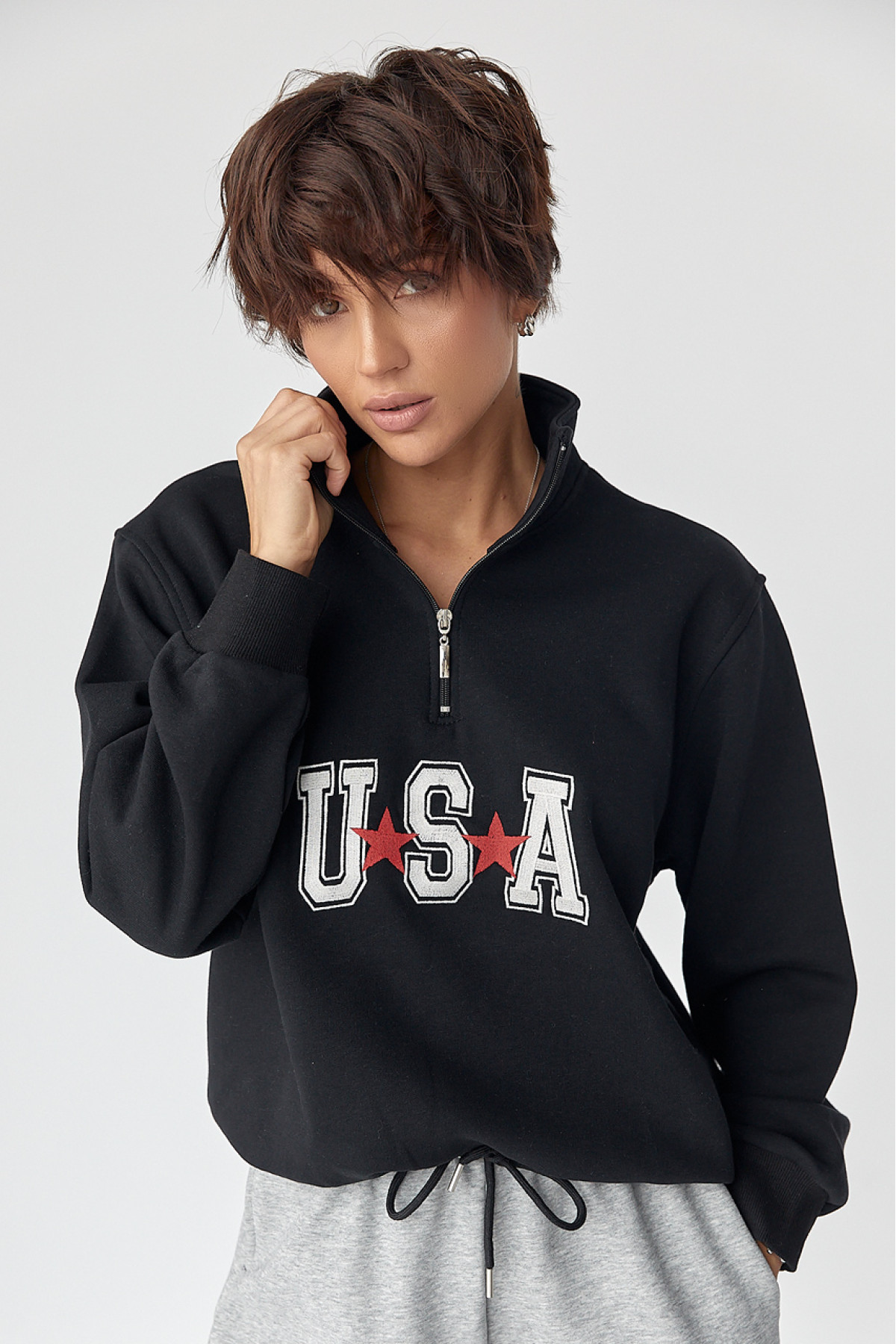 Теплий світшот з блискавкою на комірі  чорний колір