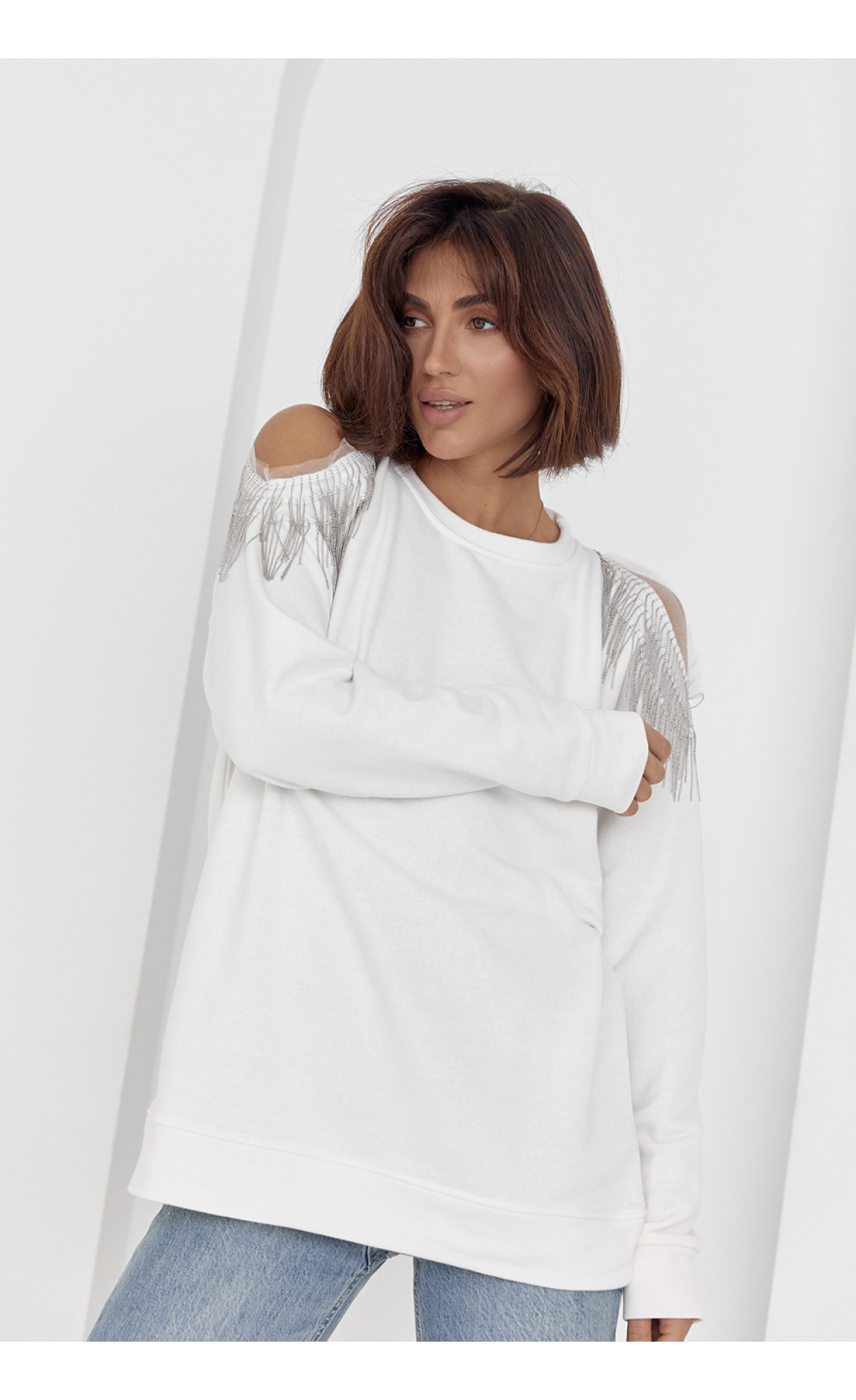 Жіноча кофта oversize з вирізами на плечах  молочний колір