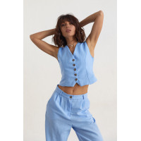 Жіночий брючний костюм із жилеткою  блакитний колір