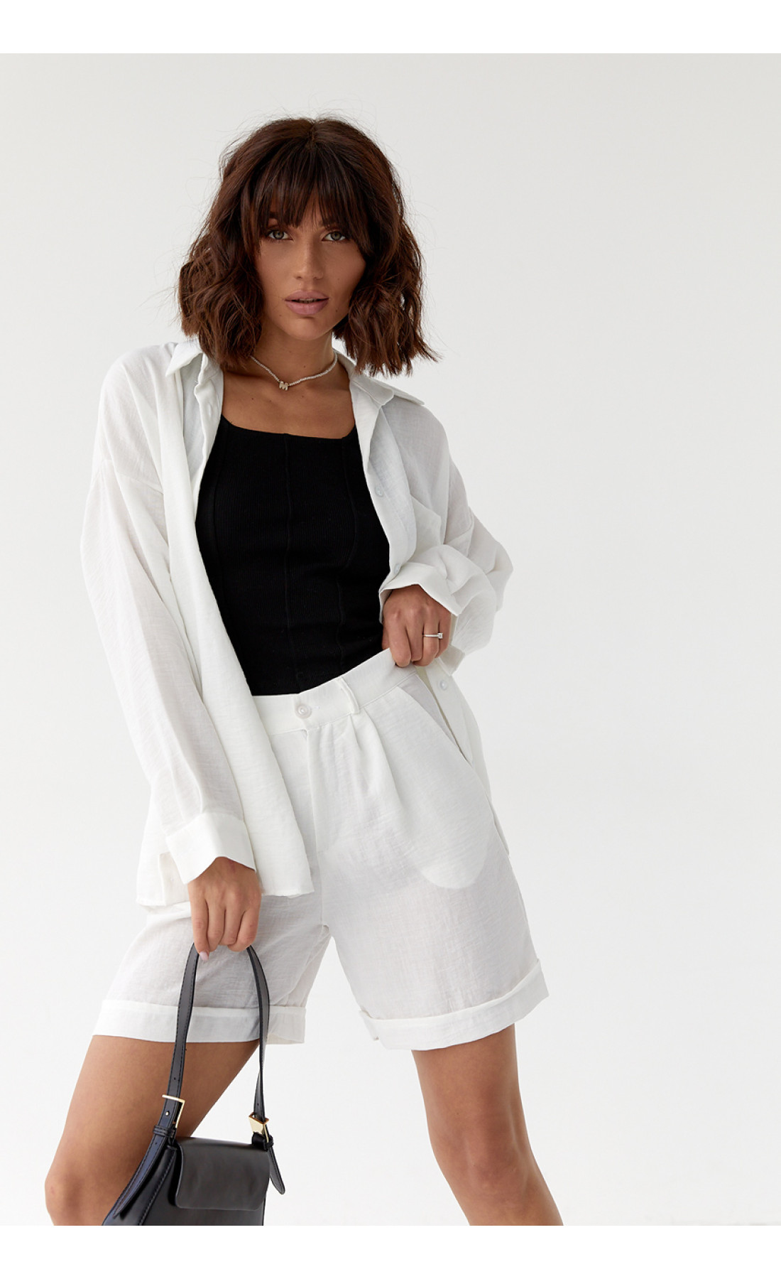 Жіночий костюм бавовняний з сорочкою та шортами  молочний колір