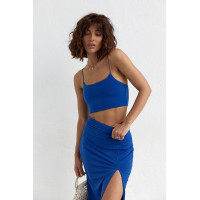 Літній костюм з топом на тонких бретелях та спідницею міді  синій колір