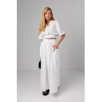 Літній спідничний костюм на гудзиках  білий колір