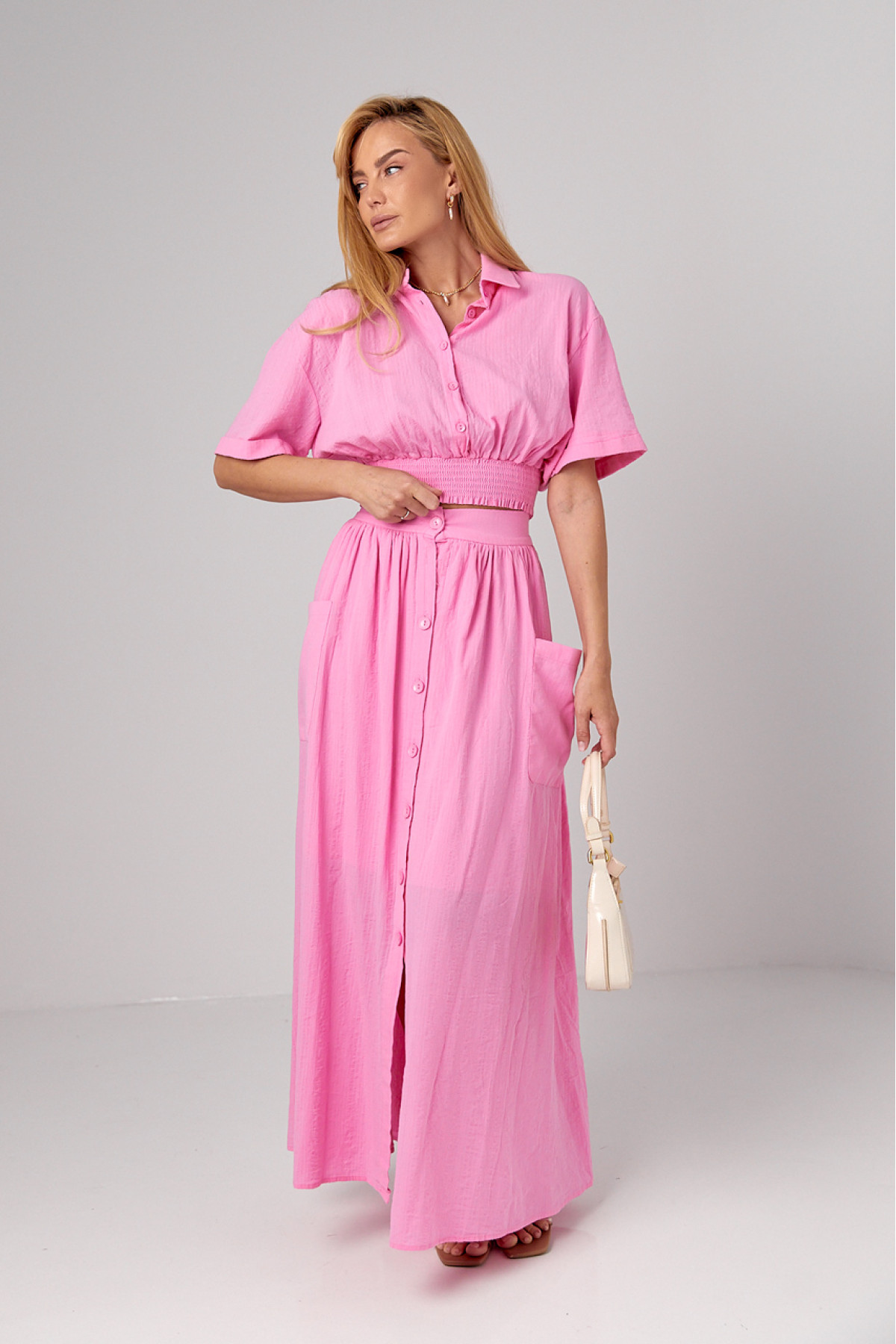 Літній спідничний костюм на гудзиках  рожевий колір