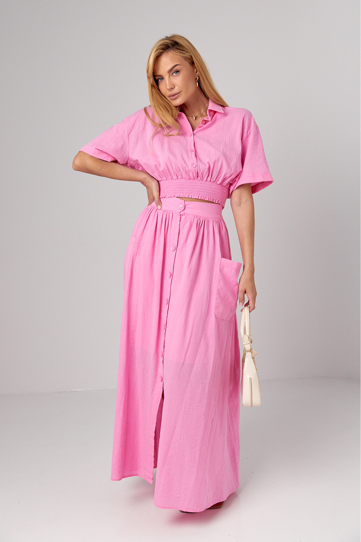 Літній спідничний костюм на гудзиках  рожевий колір
