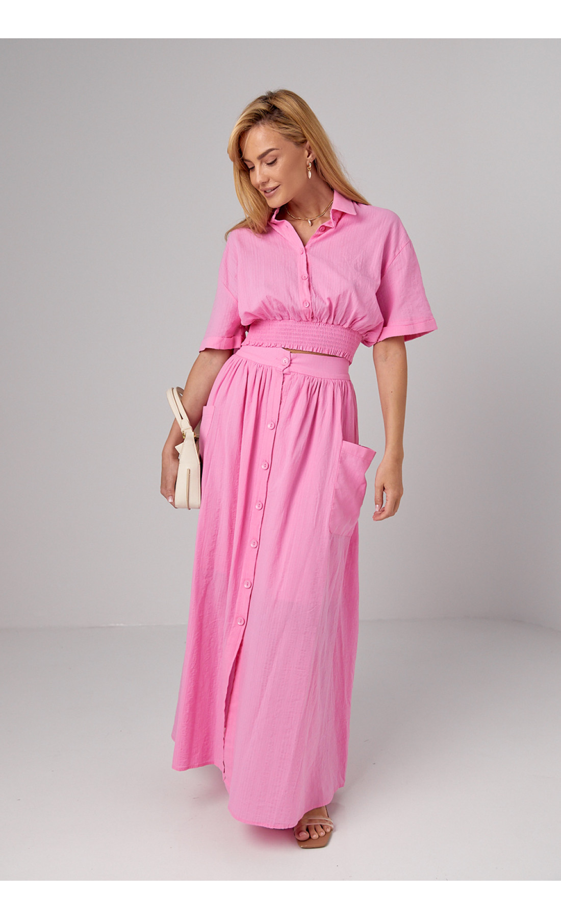 Літній спідничний костюм на гудзиках  рожевий колір